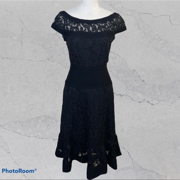 Tadashi Shoji Black Lace Sheath Cocktail Dress - Picture 2 of 8